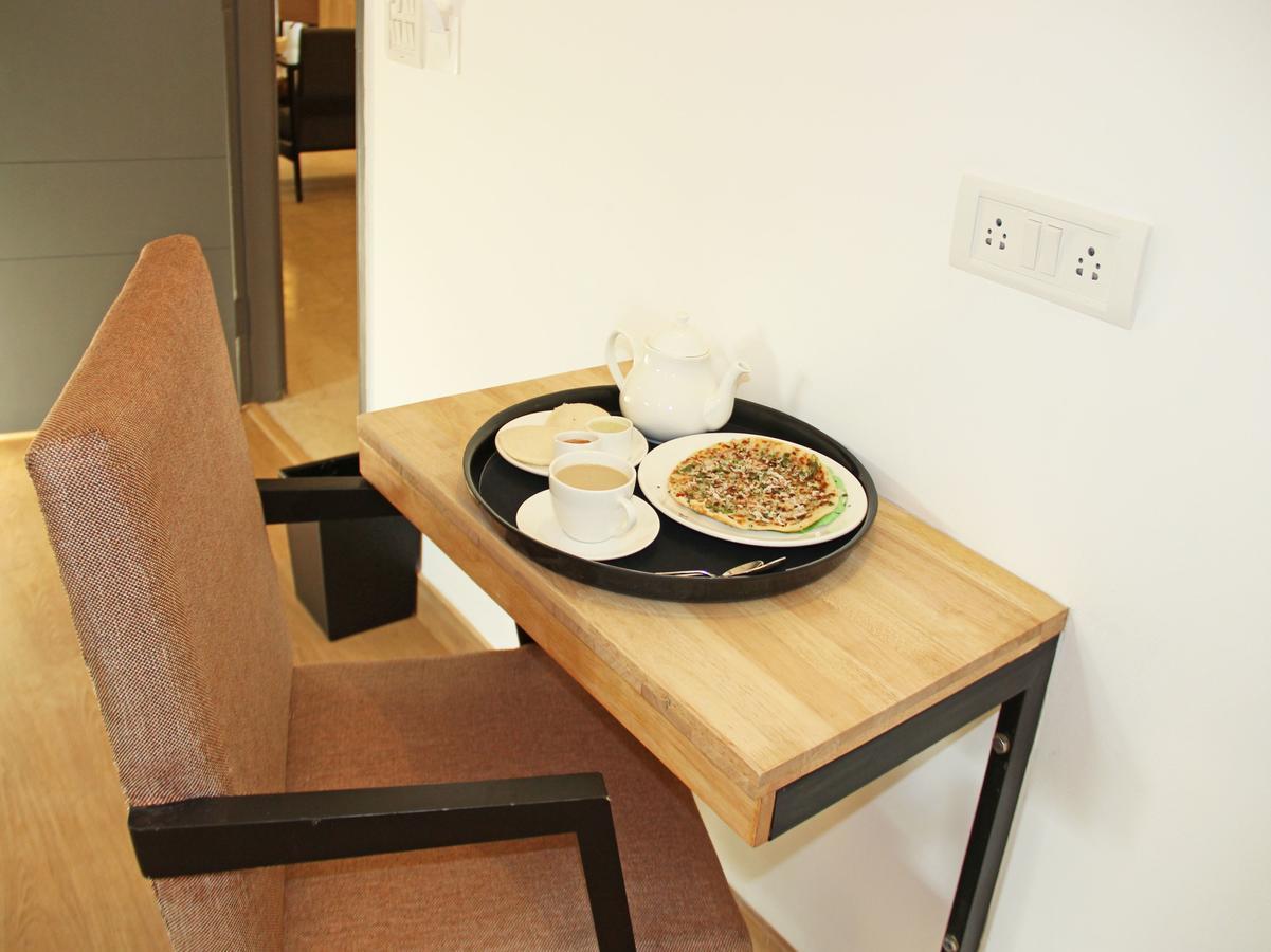 Oyo 7355 Covinille Acomodação com café da manhã Madurai Exterior foto