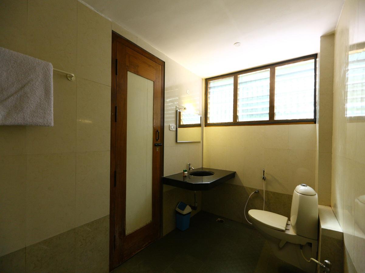 Oyo 7355 Covinille Acomodação com café da manhã Madurai Exterior foto